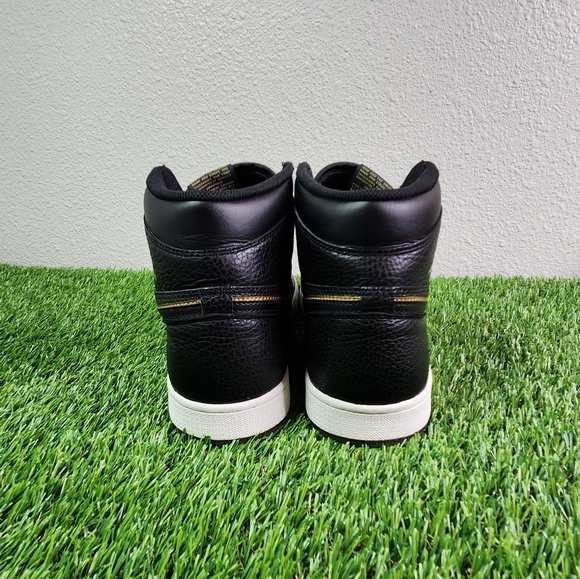 Nike Air Jordan 1 Retro High OG City of Flight Sneakers, Black/Gold, Size 11.5 - Picture 6 of 10